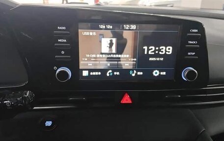 Hyundai Elantra, 2024 год, 1 800 333 рублей, 14 фотография