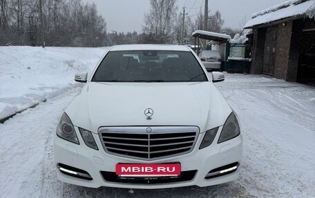 Mercedes-Benz E-Класс, 2012 год, 1 320 000 рублей, 2 фотография