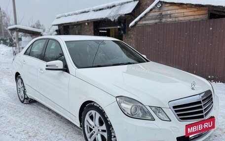 Mercedes-Benz E-Класс, 2012 год, 1 320 000 рублей, 3 фотография