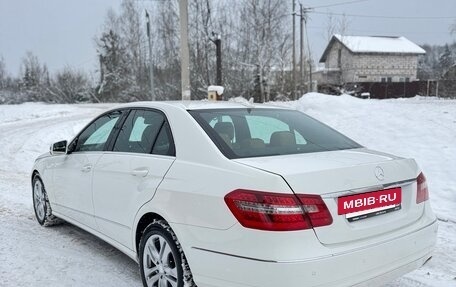 Mercedes-Benz E-Класс, 2012 год, 1 320 000 рублей, 5 фотография