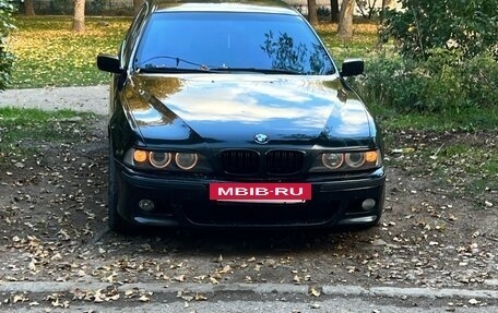 BMW 5 серия, 2002 год, 950 000 рублей, 2 фотография