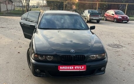 BMW 5 серия, 2002 год, 950 000 рублей, 3 фотография