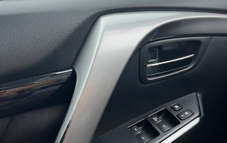 Mitsubishi Pajero Sport III рестайлинг, 2017 год, 3 100 000 рублей, 15 фотография