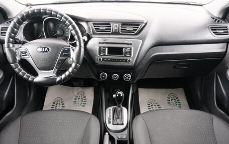 KIA Rio III рестайлинг, 2017 год, 849 000 рублей, 10 фотография