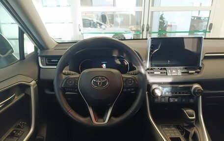 Toyota RAV4, 2022 год, 4 000 000 рублей, 9 фотография