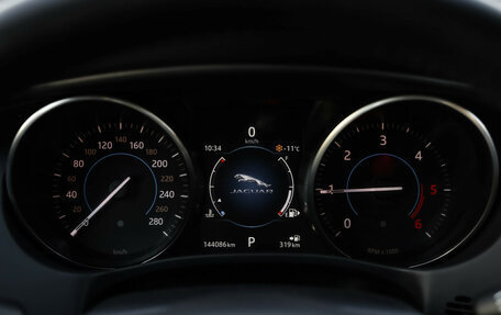 Jaguar XE I рестайлинг, 2017 год, 1 979 000 рублей, 14 фотография