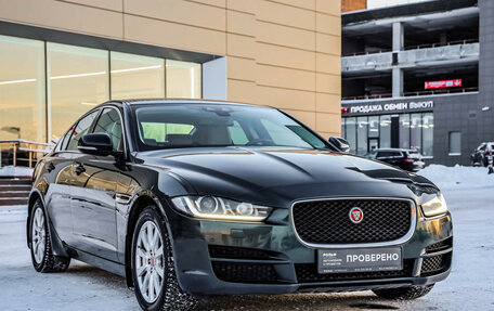 Jaguar XE I рестайлинг, 2017 год, 1 979 000 рублей, 5 фотография