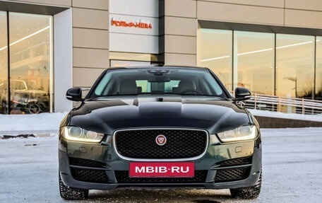Jaguar XE I рестайлинг, 2017 год, 1 979 000 рублей, 4 фотография
