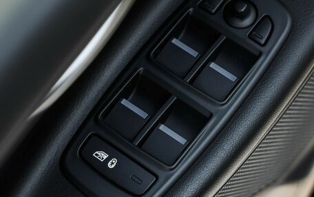 Jaguar XE I рестайлинг, 2017 год, 1 979 000 рублей, 27 фотография