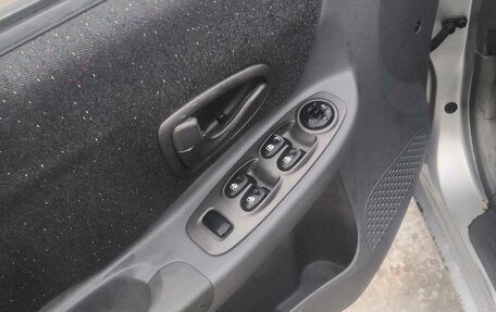 Hyundai Accent II, 2004 год, 239 000 рублей, 13 фотография