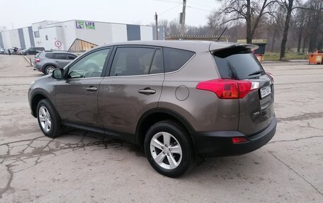 Toyota RAV4, 2013 год, 2 000 000 рублей, 2 фотография