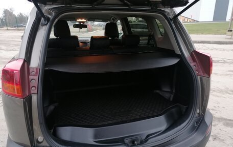 Toyota RAV4, 2013 год, 2 000 000 рублей, 5 фотография