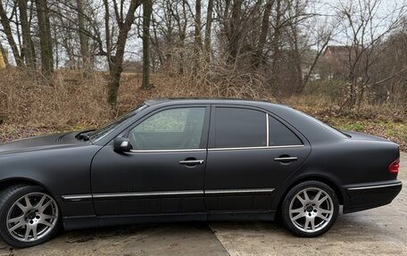 Mercedes-Benz E-Класс, 2001 год, 530 000 рублей, 3 фотография