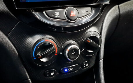 Hyundai Solaris II рестайлинг, 2014 год, 840 000 рублей, 16 фотография