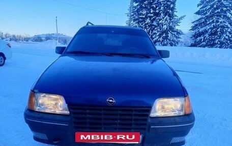 Opel Kadett E рестайлинг, 1987 год, 140 000 рублей, 2 фотография