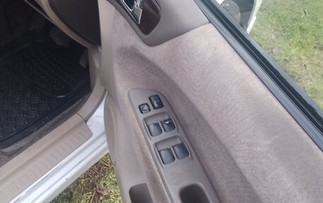 Mitsubishi Chariot III, 2002 год, 520 000 рублей, 5 фотография