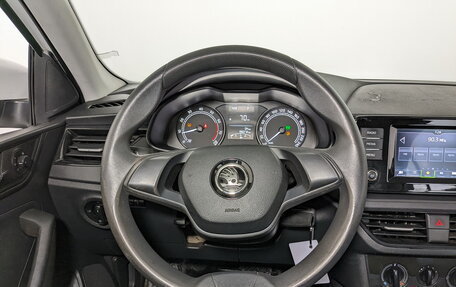 Skoda Rapid II, 2021 год, 1 350 000 рублей, 21 фотография