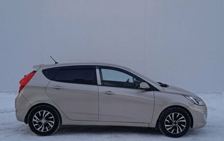 Hyundai Solaris II рестайлинг, 2012 год, 790 000 рублей, 4 фотография