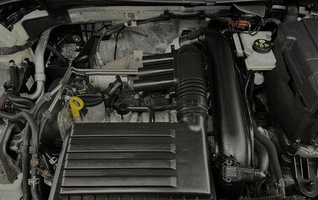 Volkswagen Tiguan II, 2019 год, 2 370 000 рублей, 15 фотография