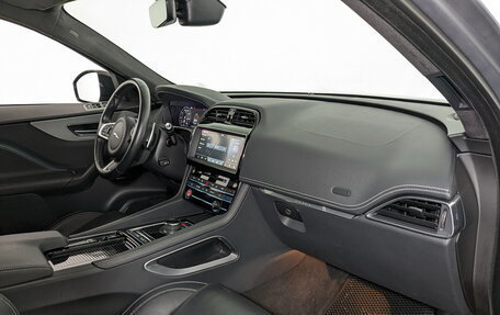 Jaguar F-Pace, 2020 год, 3 500 000 рублей, 11 фотография