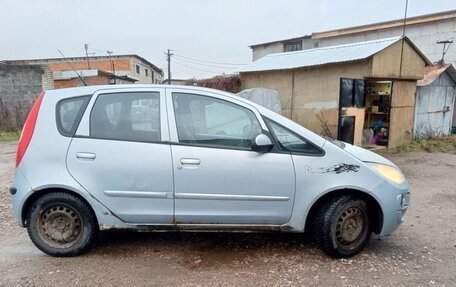 Mitsubishi Colt VI рестайлинг, 2004 год, 130 000 рублей, 3 фотография