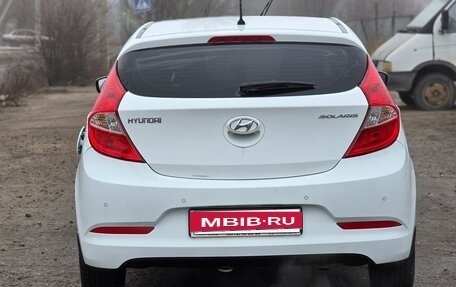 Hyundai Solaris II рестайлинг, 2015 год, 1 000 000 рублей, 1 фотография
