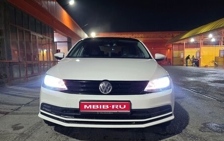 Volkswagen Jetta VI, 2015 год, 1 200 000 рублей, 1 фотография