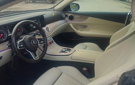 Mercedes-Benz E-Класс, 2018 год, 4 180 000 рублей, 8 фотография