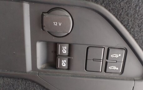 Volkswagen Touareg III, 2015 год, 2 790 000 рублей, 16 фотография