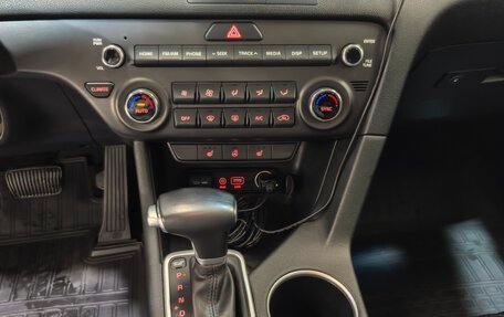 KIA Sportage IV рестайлинг, 2018 год, 2 300 000 рублей, 16 фотография