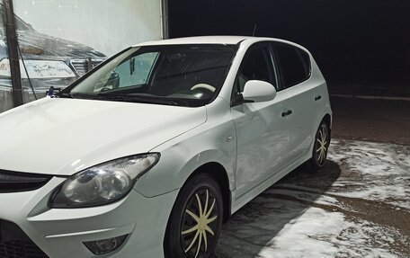 Hyundai i30 I, 2010 год, 667 000 рублей, 3 фотография