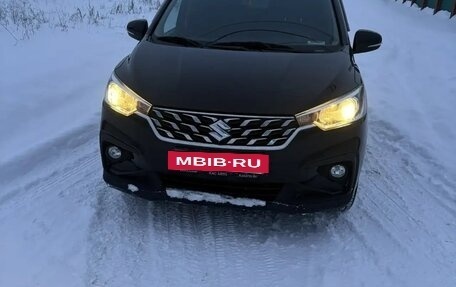 Suzuki Ertiga II, 2023 год, 2 499 999 рублей, 2 фотография