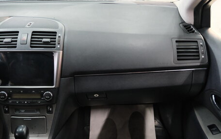 Toyota Avensis III рестайлинг, 2009 год, 999 000 рублей, 20 фотография