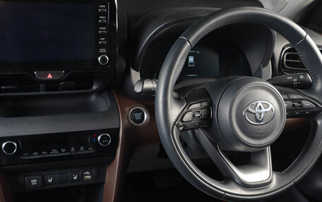 Toyota Yaris Cross, 2021 год, 2 399 000 рублей, 11 фотография