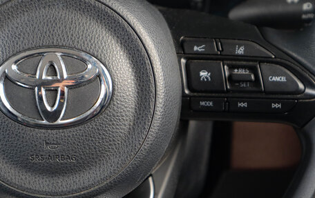 Toyota Yaris Cross, 2021 год, 2 399 000 рублей, 16 фотография