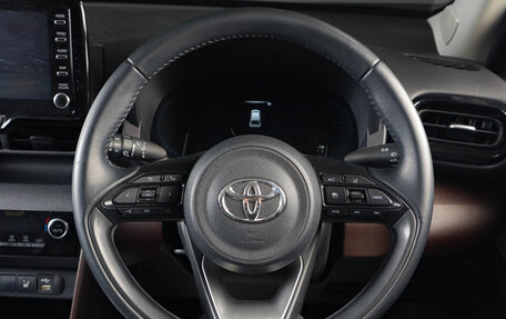 Toyota Yaris Cross, 2021 год, 2 399 000 рублей, 14 фотография