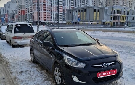 Hyundai Solaris II рестайлинг, 2011 год, 800 000 рублей, 1 фотография