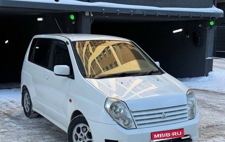 Mitsubishi Mirage VI рестайлинг, 2000 год, 299 000 рублей, 1 фотография