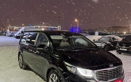 KIA Carnival III, 2017 год, 2 100 000 рублей, 6 фотография