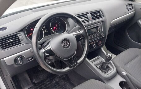 Volkswagen Jetta VI, 2016 год, 1 230 000 рублей, 17 фотография