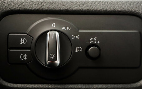 Volkswagen Touareg III, 2017 год, 3 649 000 рублей, 26 фотография