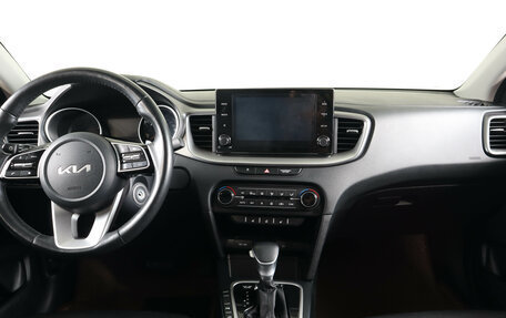 KIA cee'd III, 2021 год, 2 099 000 рублей, 14 фотография