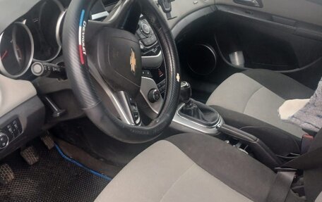 Chevrolet Cruze II, 2012 год, 530 000 рублей, 3 фотография