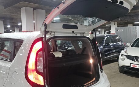 KIA Soul II рестайлинг, 2017 год, 1 250 000 рублей, 8 фотография