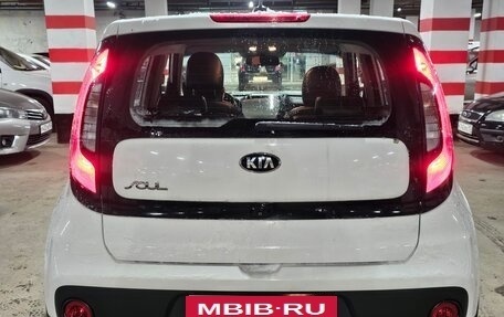 KIA Soul II рестайлинг, 2017 год, 1 250 000 рублей, 7 фотография