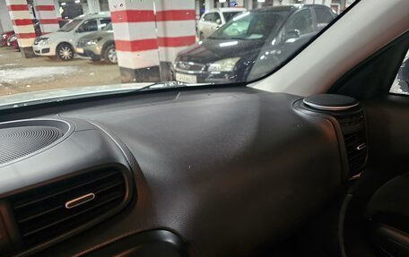 KIA Soul II рестайлинг, 2017 год, 1 250 000 рублей, 26 фотография