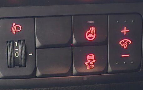 KIA Soul II рестайлинг, 2017 год, 1 250 000 рублей, 32 фотография