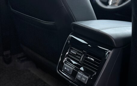 Toyota Avalon, 2022 год, 4 100 000 рублей, 9 фотография