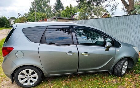 Opel Meriva, 2011 год, 670 000 рублей, 3 фотография