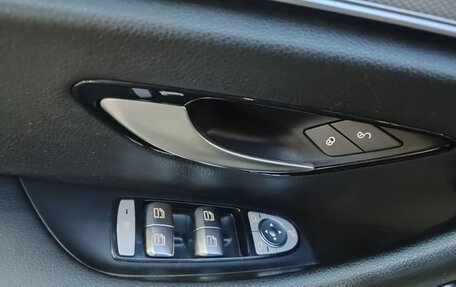 Mercedes-Benz E-Класс, 2020 год, 2 800 000 рублей, 16 фотография